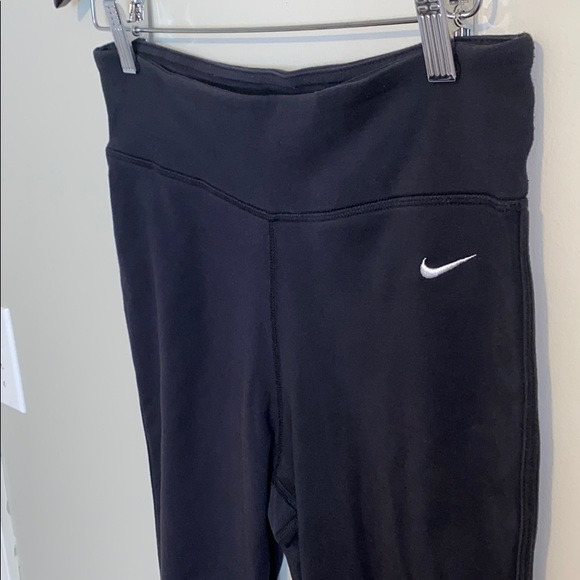 Black Nike Dri-Fit Capris - Picture 3 of 7